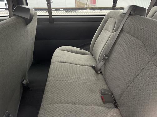 2023 Chevrolet Express 3500 LS