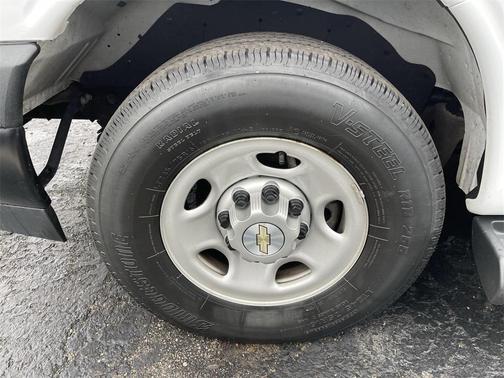 2023 Chevrolet Express 3500 LS