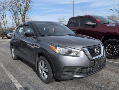 2020 Nissan Kicks S