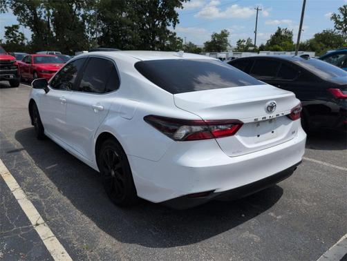 2022 Toyota Camry LE