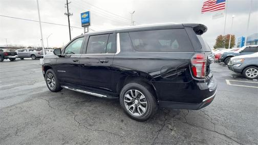 2023 Chevrolet Suburban LS