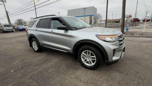 Silver Metallic 2025 Ford Explorer Active