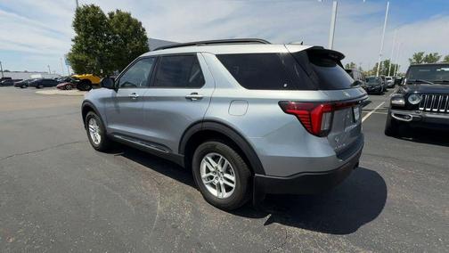 Silver Metallic 2025 Ford Explorer Active