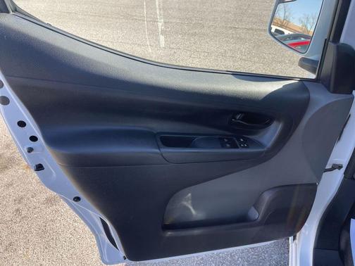 Cloud White 2021 Nissan NV200 SV