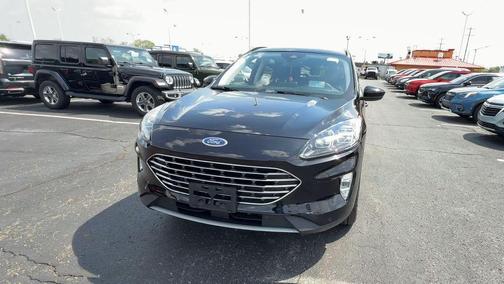 Black Metallic 2022 Ford Escape PHEV Titanium