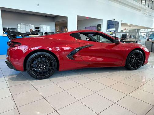 Red Mist Metallic Tintcoat 2027 Chevrolet Corvette 1LT