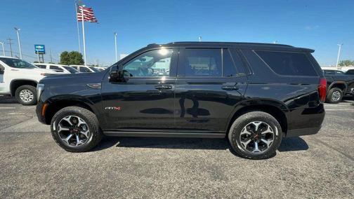 Onyx Black 2025 GMC Yukon AT4