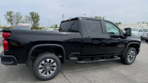 2025 Chevrolet Silverado 2500 Custom