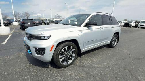 Silver Zynith 2023 Jeep Grand Cherokee L Limited