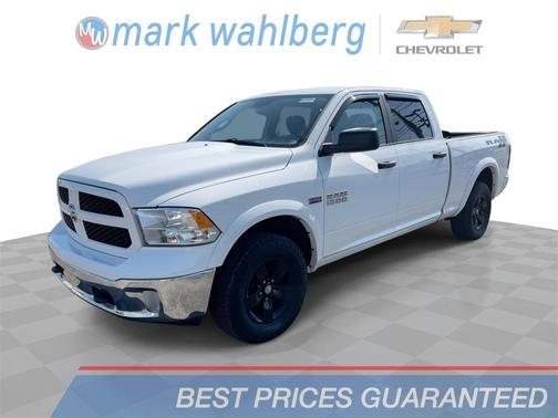 2017 RAM 1500 SLT
