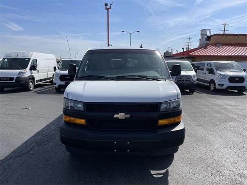 2022 Chevrolet Express 3500 LS