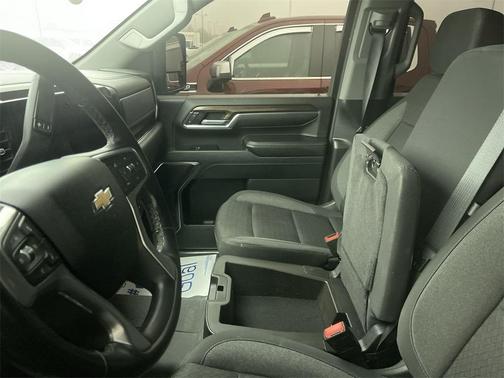 2024 Chevrolet Silverado 2500 LT