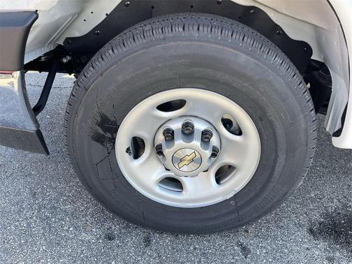 2025 Chevrolet Express 2500 Work Van