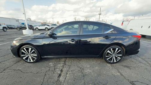 Super Black Clearcoat 2021 Nissan Altima 2.5 SR