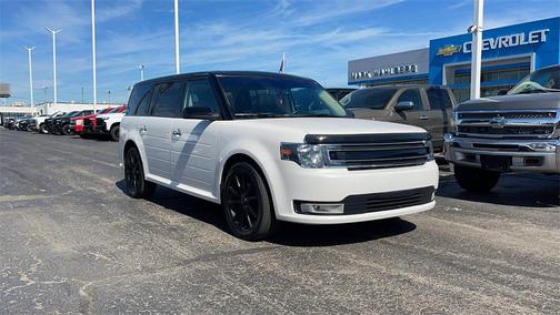 Photo 3 of 32 of 2018 Ford Flex SEL