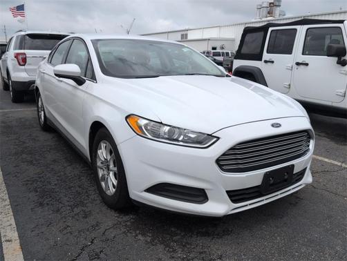 2016 Ford Fusion S