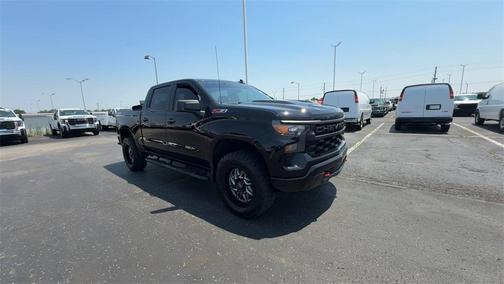 2022 Chevrolet Silverado 1500 Custom Trail Boss