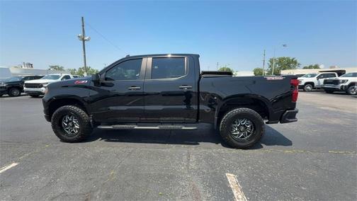 2022 Chevrolet Silverado 1500 Custom Trail Boss