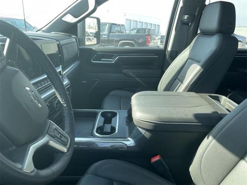 2025 Chevrolet Silverado 3500 LTZ