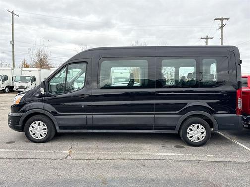 2022 Ford Transit-350 XLT