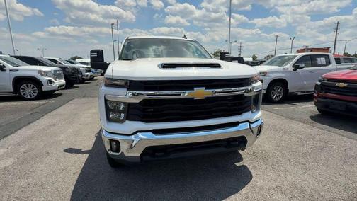 Summit White 2024 Chevrolet Silverado 2500 LT