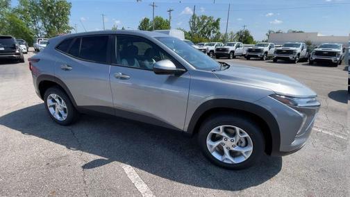 Sterling Gray Metallic 2026 Chevrolet Trax LS