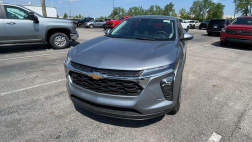 Sterling Gray Metallic 2026 Chevrolet Trax LS