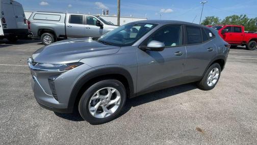 Sterling Gray Metallic 2026 Chevrolet Trax LS