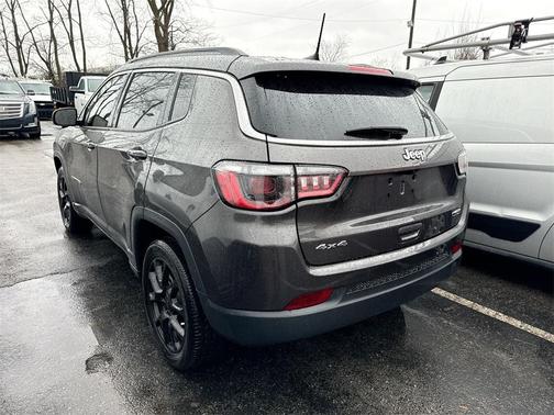 2023 Jeep Compass Latitude Lux