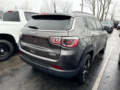 2023 Jeep Compass Latitude Lux