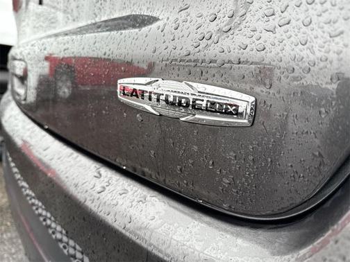 2023 Jeep Compass Latitude Lux