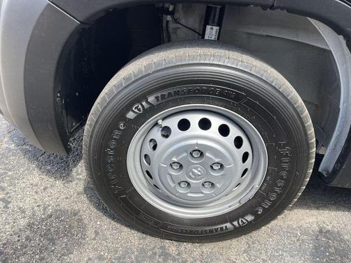 Bright White Clearcoat 2025 RAM ProMaster 2500 High Roof