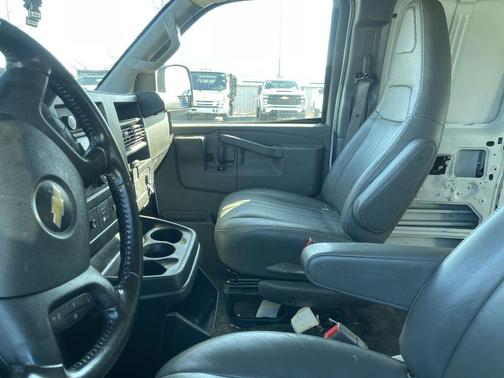2022 Chevrolet Express 2500 Work Van