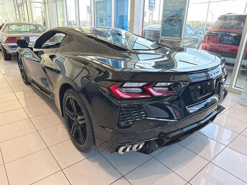 2026 Chevrolet Corvette Stingray w/1LT