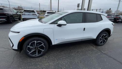 2026 Chevrolet Equinox EV LT 1