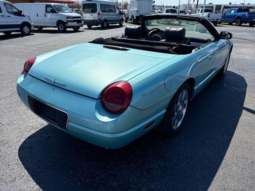 2002 Ford Thunderbird 