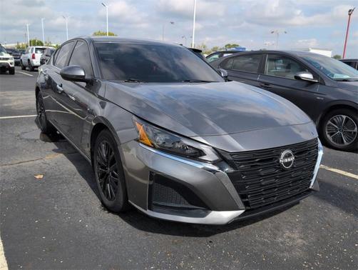 2023 Nissan Altima 2.5 SV