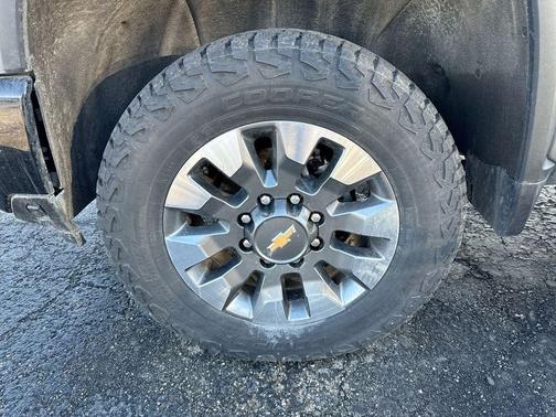 2024 Chevrolet Silverado 2500 Custom