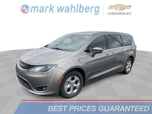 2018 Chrysler Pacifica Hybrid Touring Plus