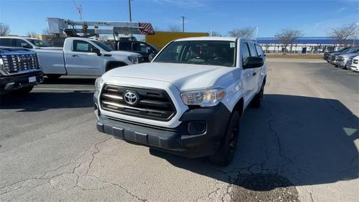 2017 Toyota Tacoma SR