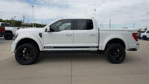 Oxford White 2022 Ford F-150 Lariat
