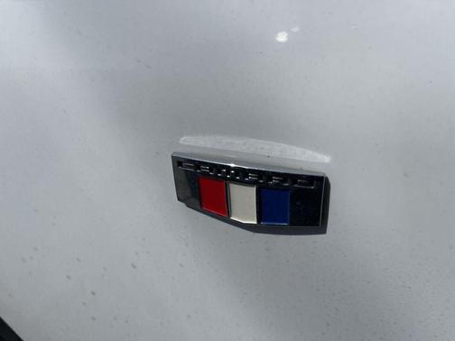 Summit White 2023 Chevrolet Camaro 1LT