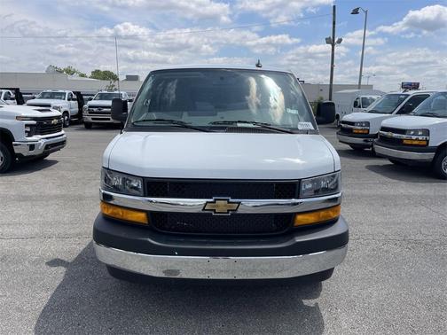 2025 Chevrolet Express 2500 Work Van