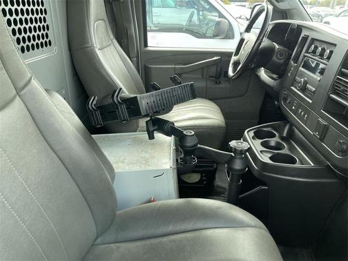 2016 GMC Savana 2500 Work Van