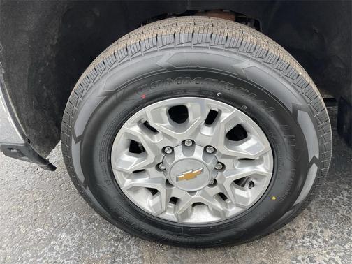 2024 Chevrolet Silverado 2500 LT