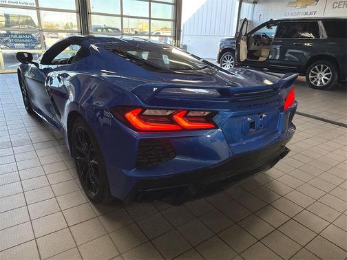 2023 Chevrolet Corvette Stingray w/1LT