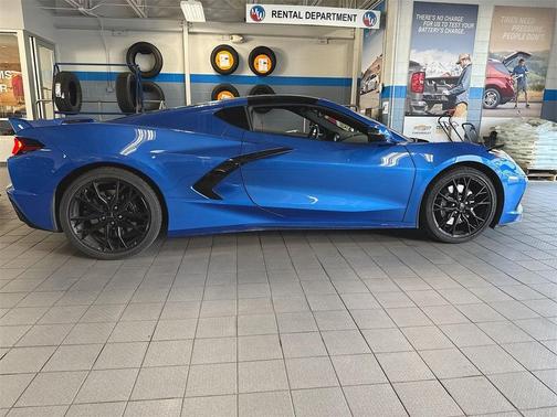 2023 Chevrolet Corvette Stingray w/1LT