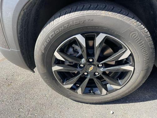 Mosaic Black Metallic 2023 Chevrolet Trailblazer LT