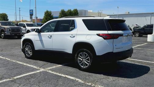 2022 Chevrolet Traverse LT Cloth