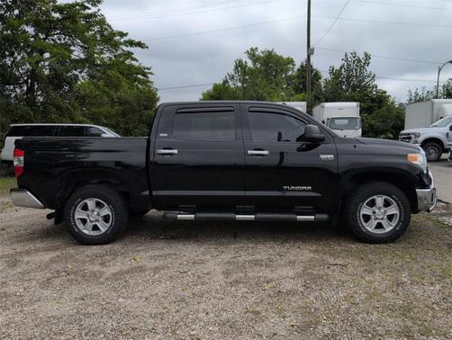 2014 Toyota Tundra SR5